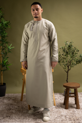 Rajul Fajr Omani Light Sage Mens Thobe Jubbah