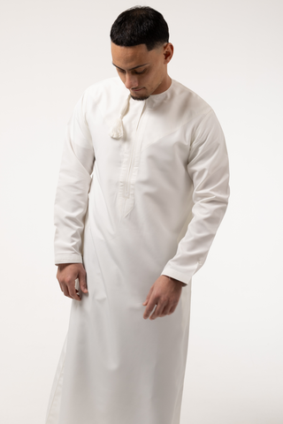 Rajul Fajr Omani Cream Mens Thobe Jubbah