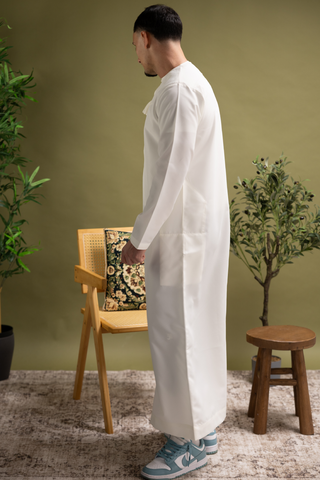 Rajul Fajr Omani Cream Mens Thobe Jubbah
