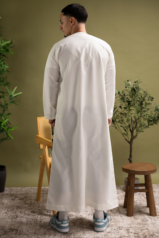 Rajul Fajr Omani Cream Mens Thobe Jubbah