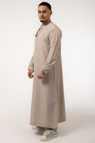 Rajul Fajr Omani Taupe Mens Thobe Jubbah